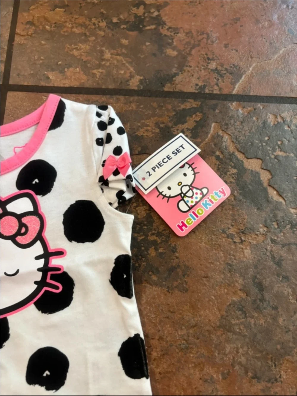 🐝Hello Kitty White, Black & Pink Polka Dot outfit